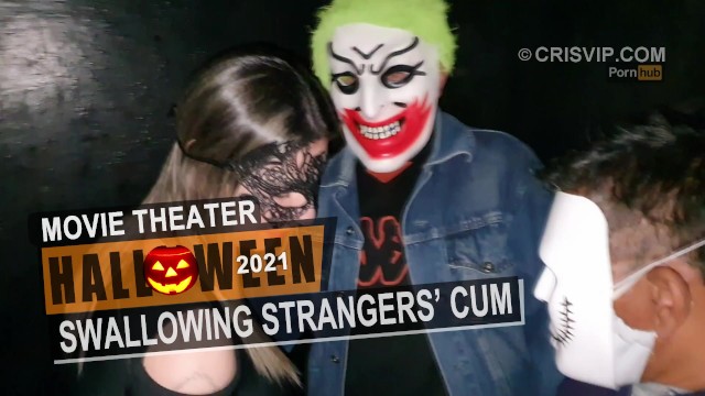 Cristina Almeida swallows stranger’s cum in the movie theater. Halloween 2021 | Subtitles in English Brazilian Porn