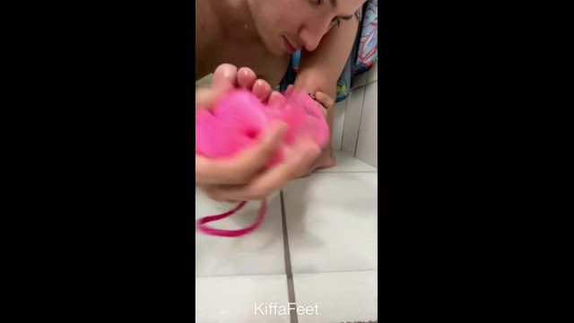 PREV Useless slave washes Goddess Kiffa feet DIRTY FEET WORSHIP FOOT WORSHIP FOOT DOMINATION AMATEUR Brazilian Porn